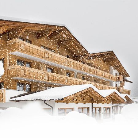 Hotel Brugger Fulpmes Buitenkant foto