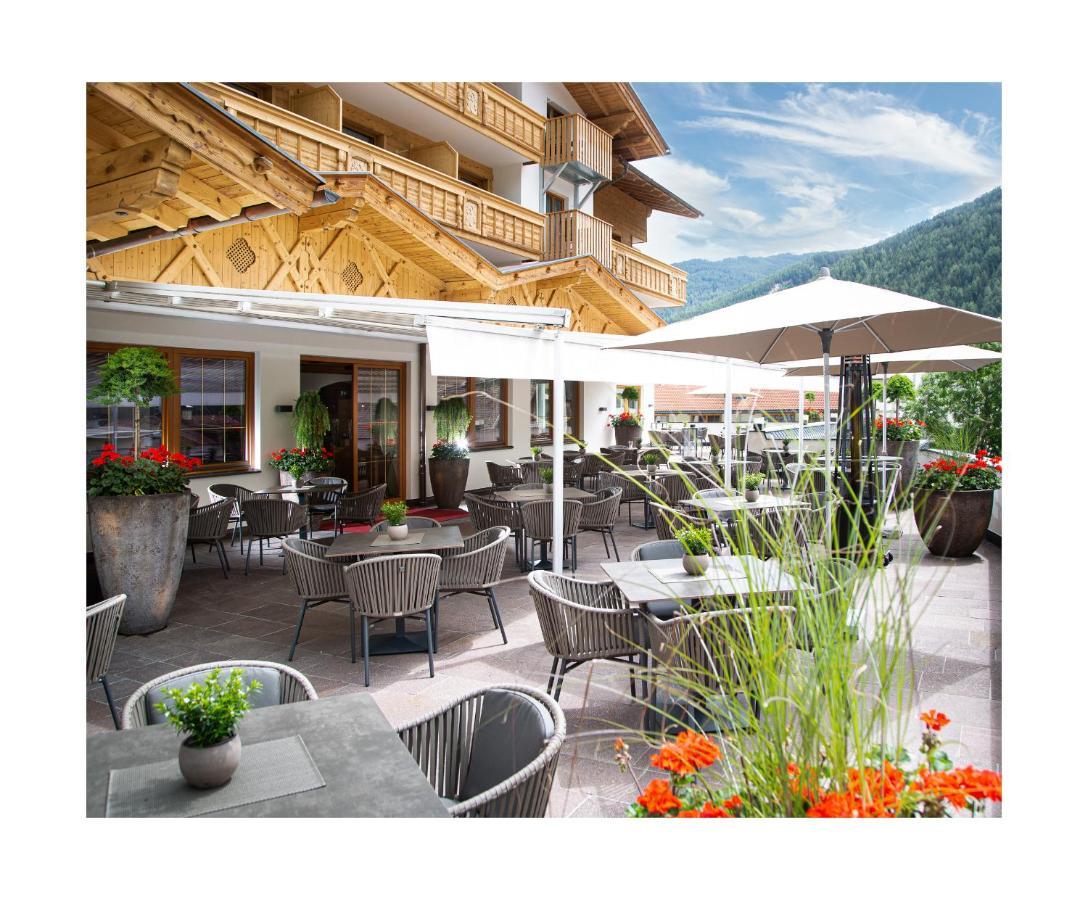 Hotel Brugger Fulpmes Buitenkant foto