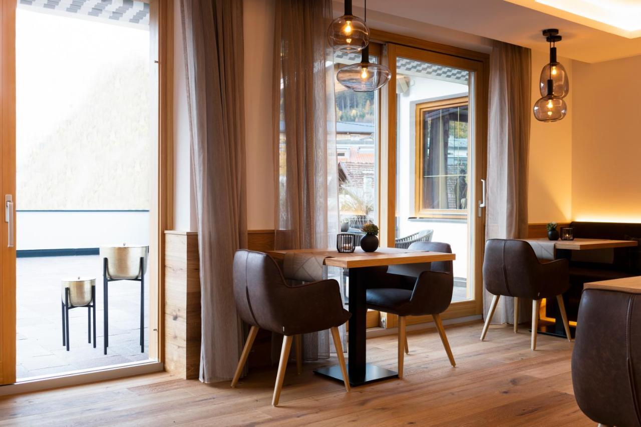 Hotel Brugger Fulpmes Buitenkant foto