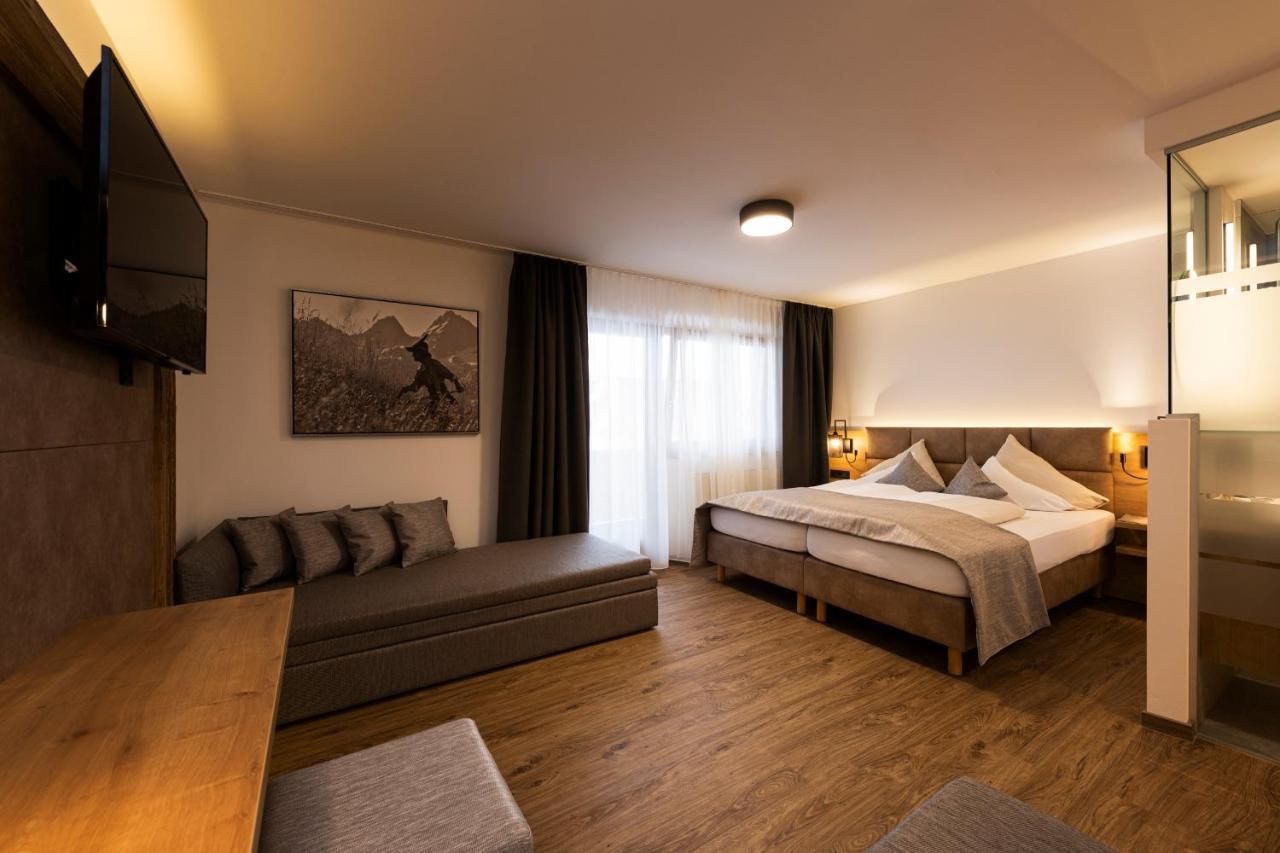 Hotel Brugger Fulpmes Buitenkant foto