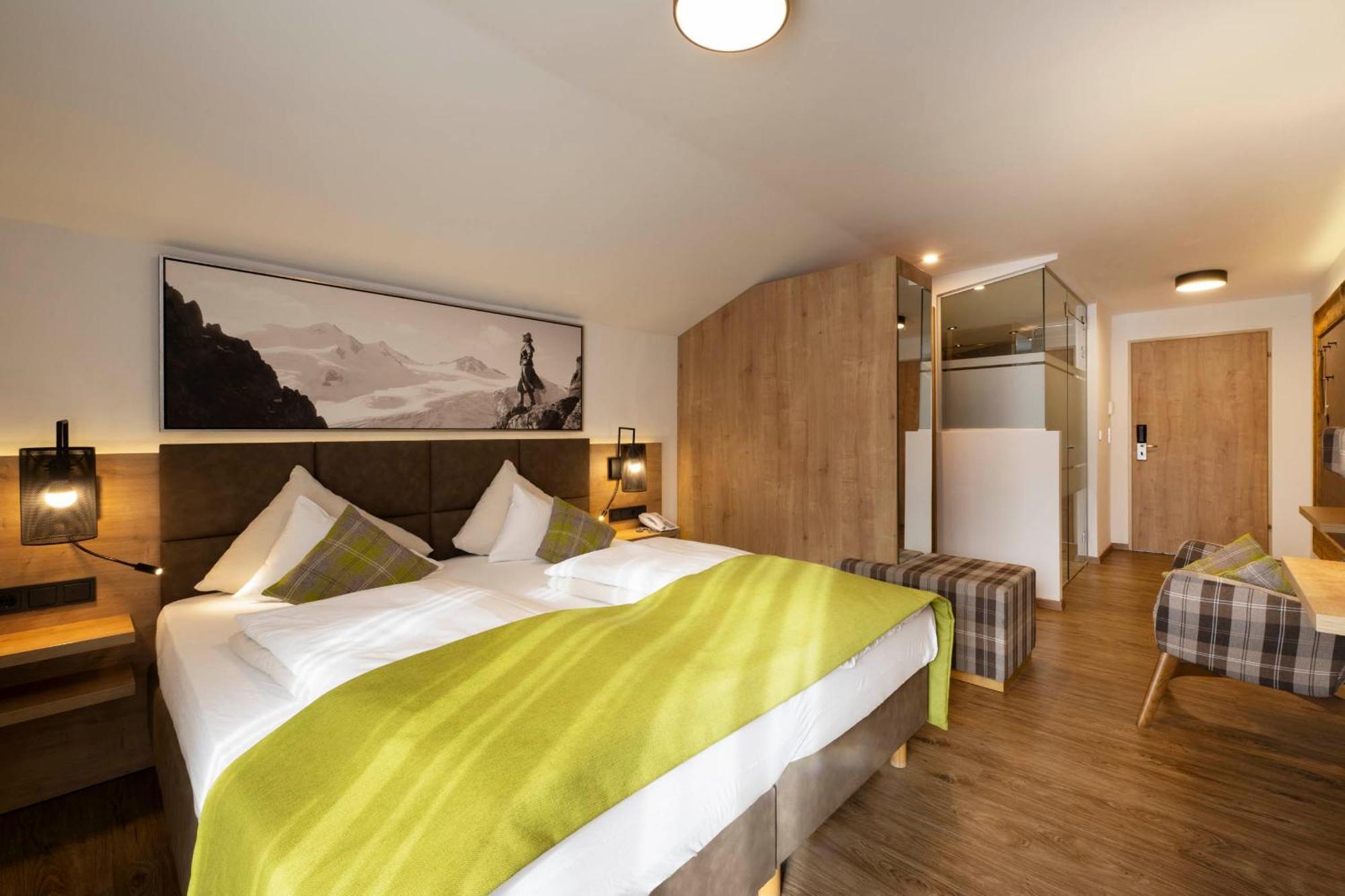 Hotel Brugger Fulpmes Buitenkant foto