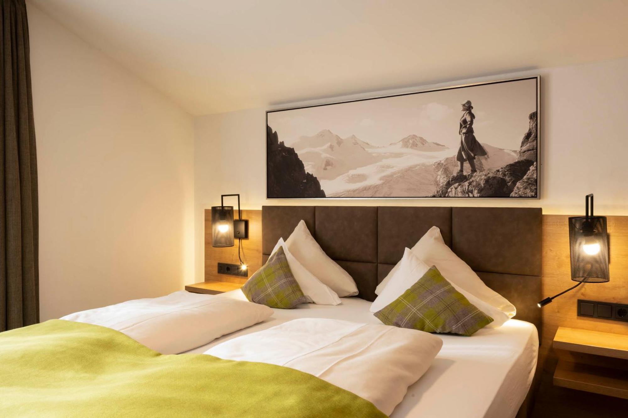 Hotel Brugger Fulpmes Buitenkant foto