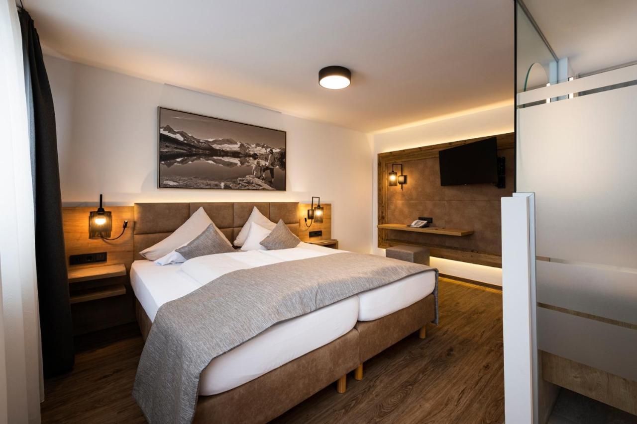 Hotel Brugger Fulpmes Buitenkant foto