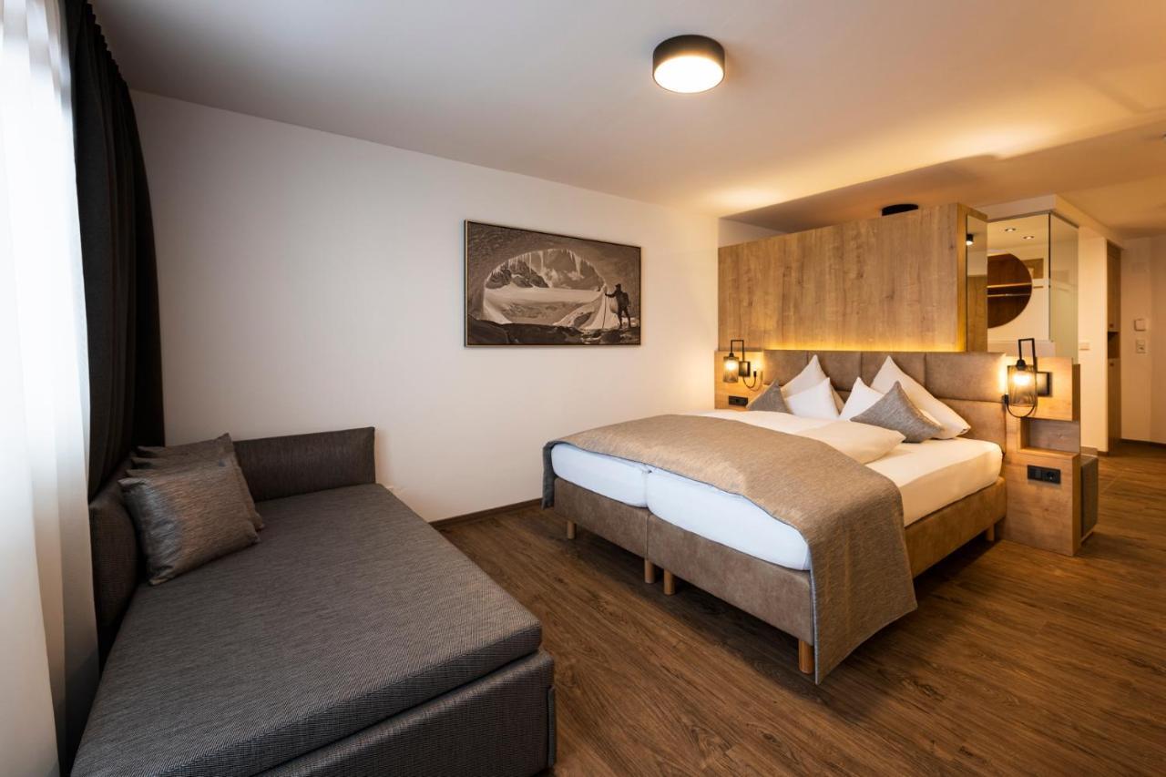 Hotel Brugger Fulpmes Buitenkant foto